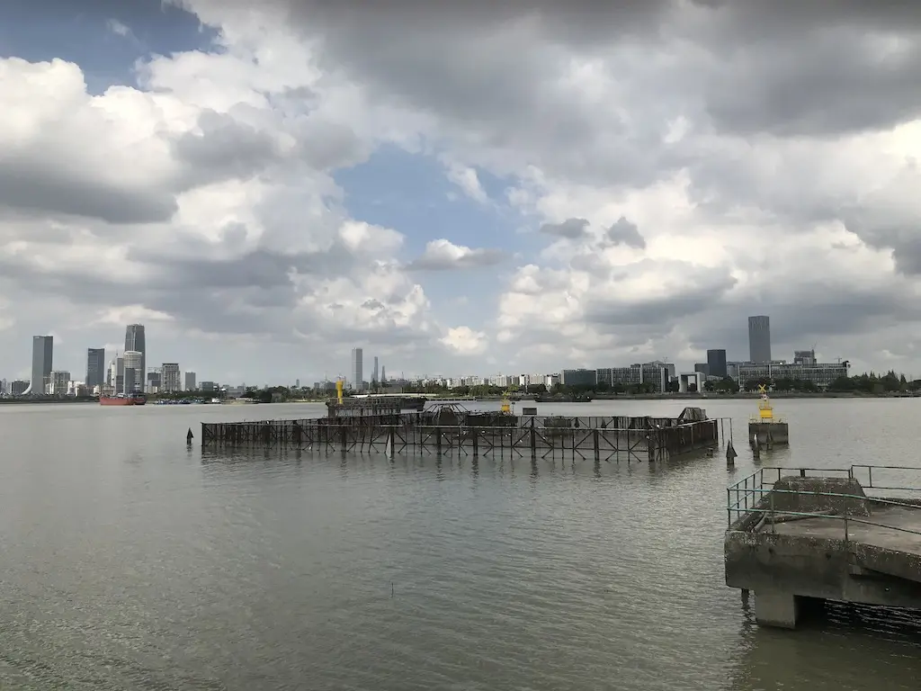 Huangpu River in Shanghai, China Is the water in China safe? onaroadtonowhere.com