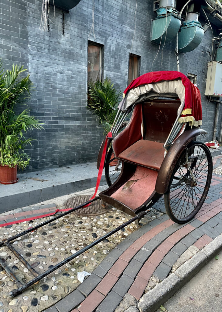 A rickshaw in a Beijing hutong