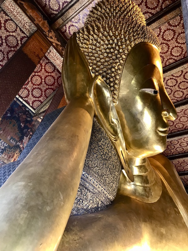 reclining Buddha, Bangkok, Thailand onaroadtonowhere.com