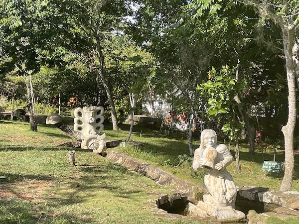 Barichara sculpture garden