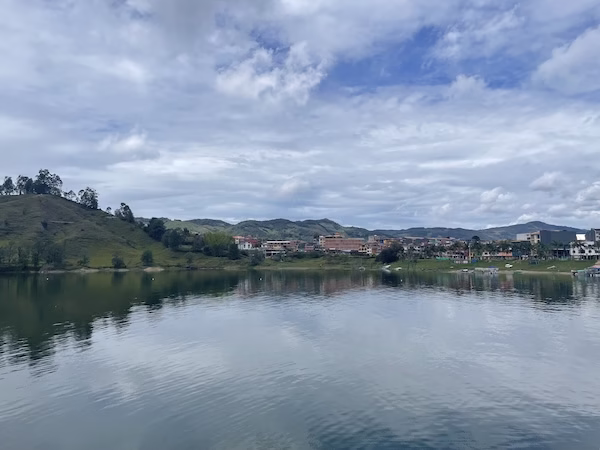 The reservoir near Guatapé