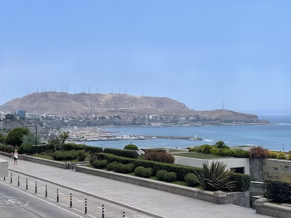The costa verde malecón in Lima